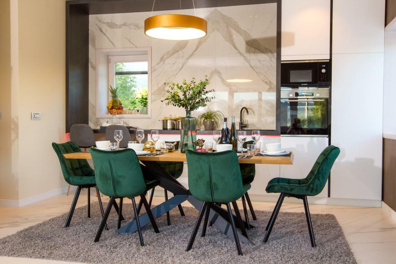 Apartmani Paklenica Noa Starigrad Paklenica Bagian luar foto