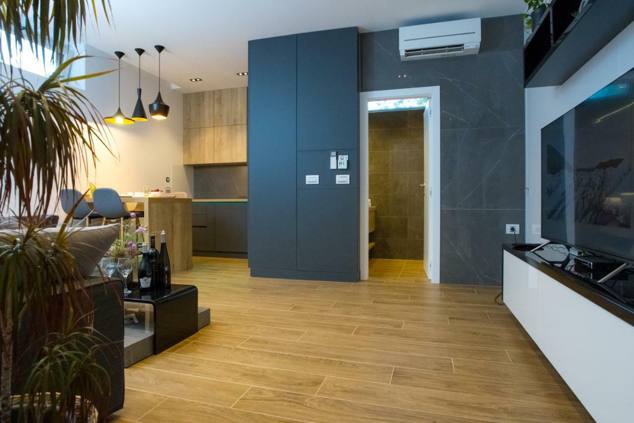 Apartmani Paklenica Noa Starigrad Paklenica Bagian luar foto