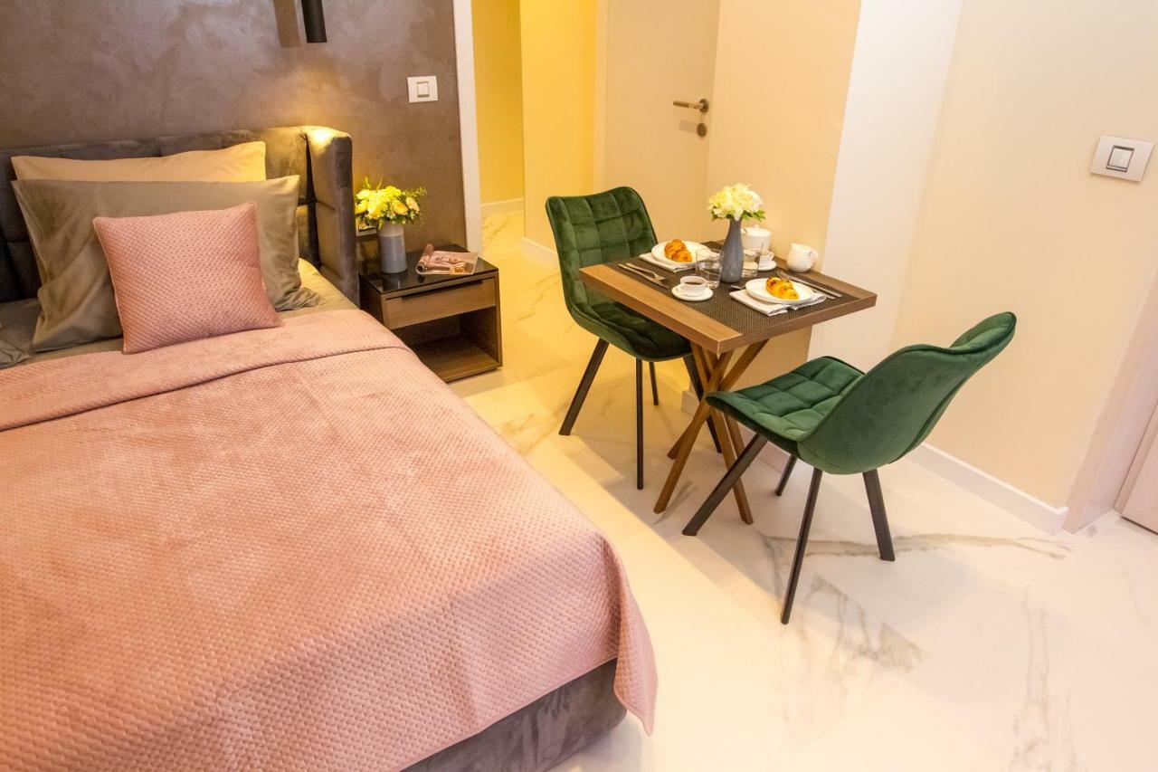 Apartmani Paklenica Noa Starigrad Paklenica Bagian luar foto
