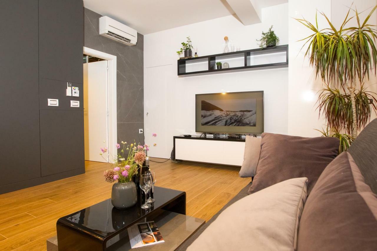 Apartmani Paklenica Noa Starigrad Paklenica Bagian luar foto